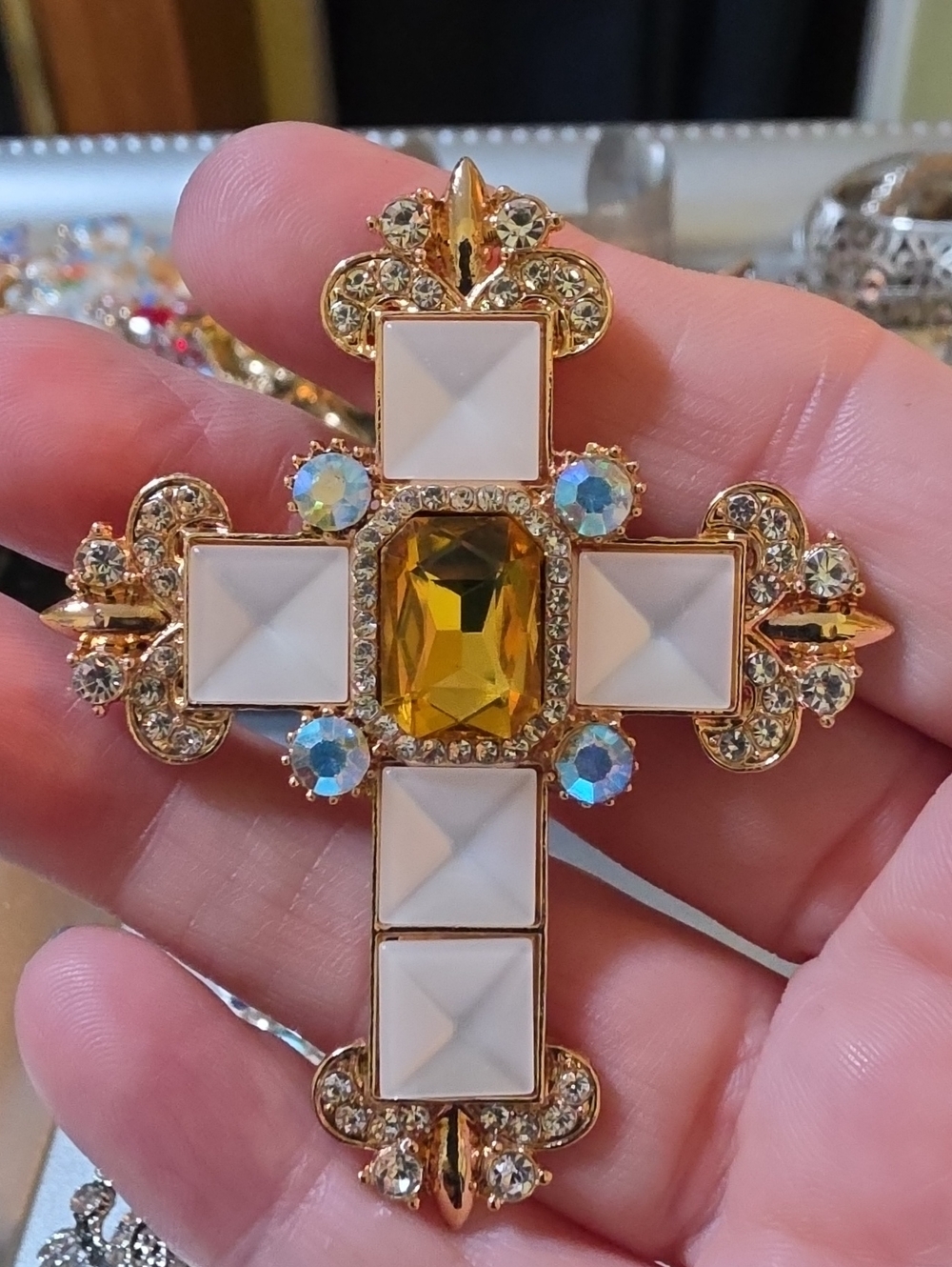 A45- Beautiful Cross Pendant with White Enamel and Amber Crystal
